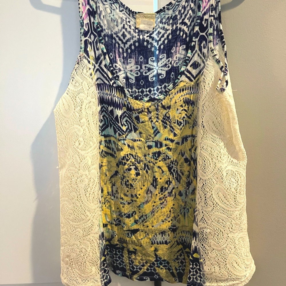 BKE Daytrip tank size small! Perfect for summer!